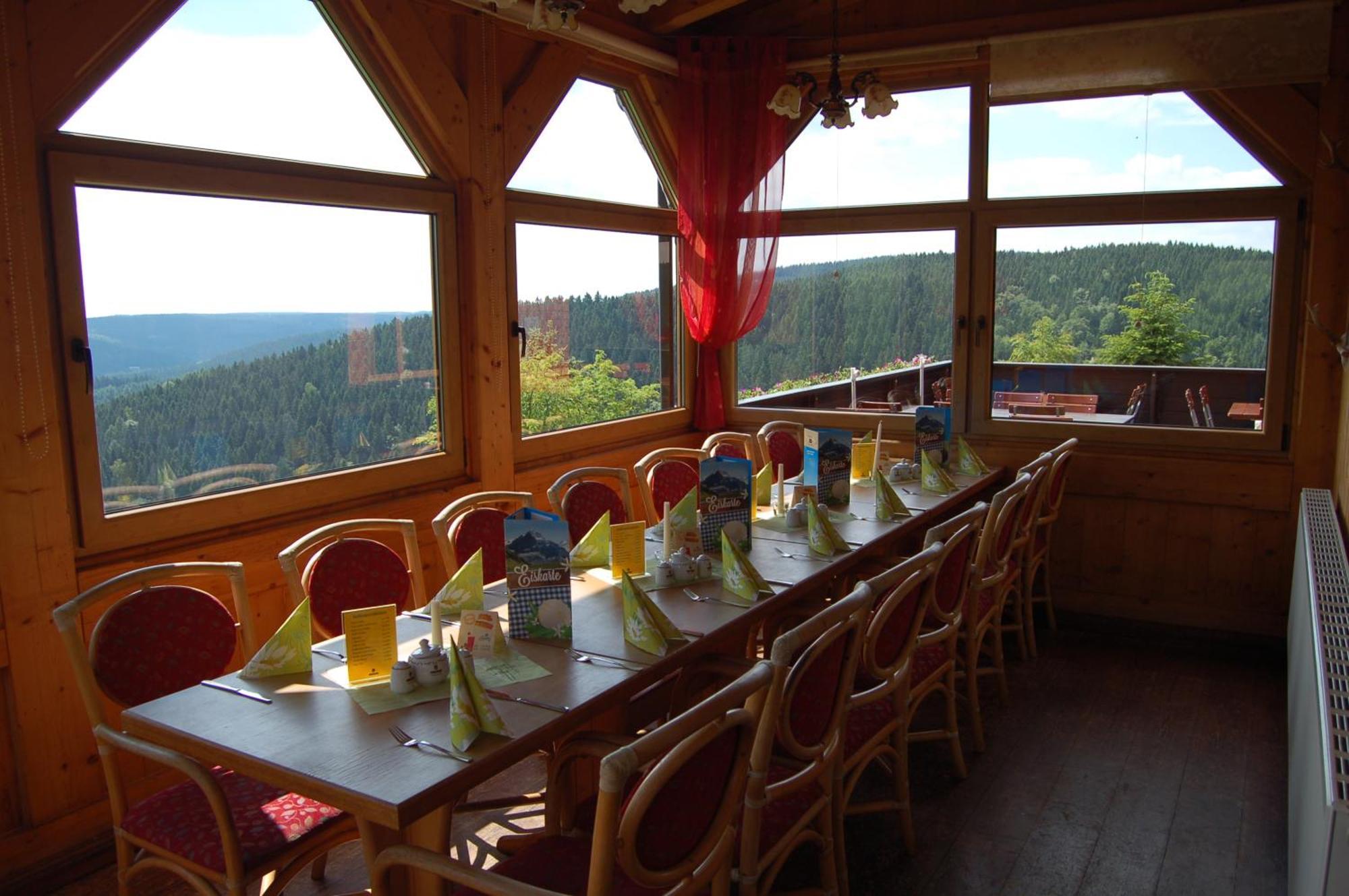 Berggasthaus & Pension Schoene Aussicht Klingenthal Exterior foto
